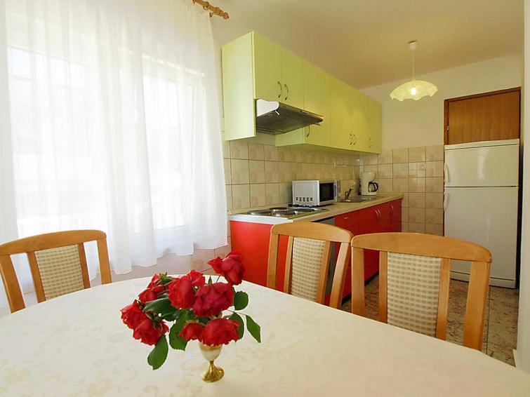 Apartments Barbara Banj Екстер'єр фото